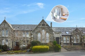 Exterior - 4 Bed in Padstow (oc-p00011) (Padstow)