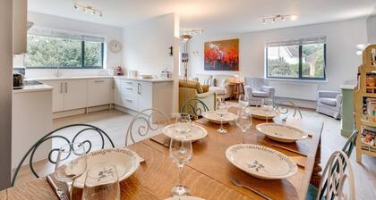 5 Bed in Aldeburgh (oc-pops)