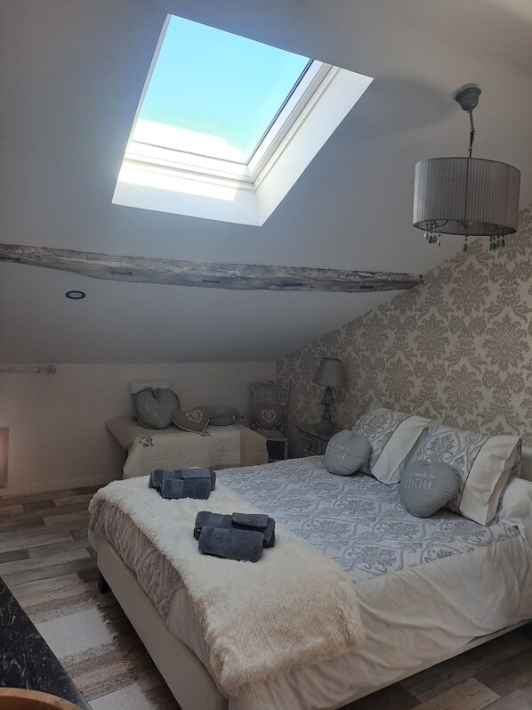 Room - Cocooning guest room (IZAUT DE LHÔTEL)