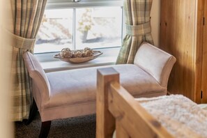 Interior - 1 Bed in Middleton On The Wolds (oc-t32420) (Middleton-on-the-Wolds)