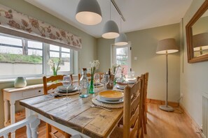 Dining - 4 Bed in St. Wenn (oc-p00886) (Saint Wenn)