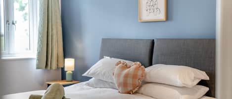 مكواة/لوح كي وواي فاي مجانًا وملاءات أسرّة