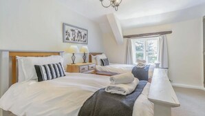 4 Schlafzimmer, kostenloses WLAN, Bettwäsche