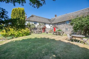 Exterior - 3 Bed in Honiton (oc-c32662) (Beacon)