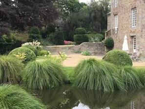 Property grounds - 16th century castle, Mont Saint Michel Bay (Sartilly-Baie-Bocage)