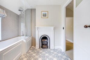 Towels - 3 Bed in Mannington (oc-r32335) (Mannington)