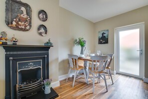 Dining - 2 Bed in Reydon (oc-42sea) (Reydon)