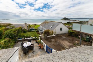 Outdoor dining - 3 Bed in Marazion (oc-p00904) (Marazion)