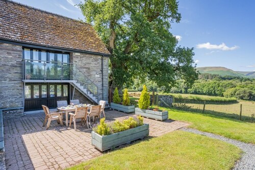 3 Bed in Cantref (oc-w32630)