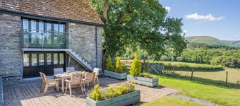 3 Bed in Cantref (oc-w32630)