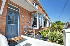 Terrace/patio - 3 Bed in Padstow (oc-p00455) (Padstow)