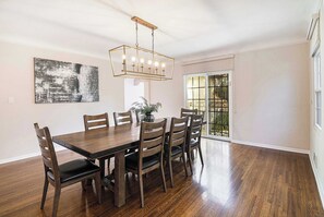 Dining - Spacious Spanish-Style Home in LA (Los Angeles)