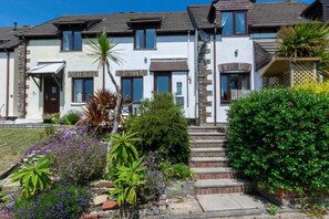 Exterior - 2 Bed in Padstow (oc-p00390) (Padstow)