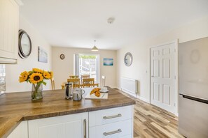 Dining - 3 Bed in Skegness (oc-b32409) (Skegness)