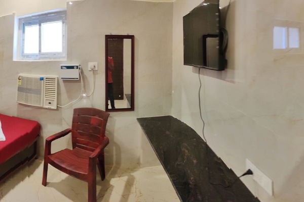 Deluxe Quadruple Room | Desk, free WiFi