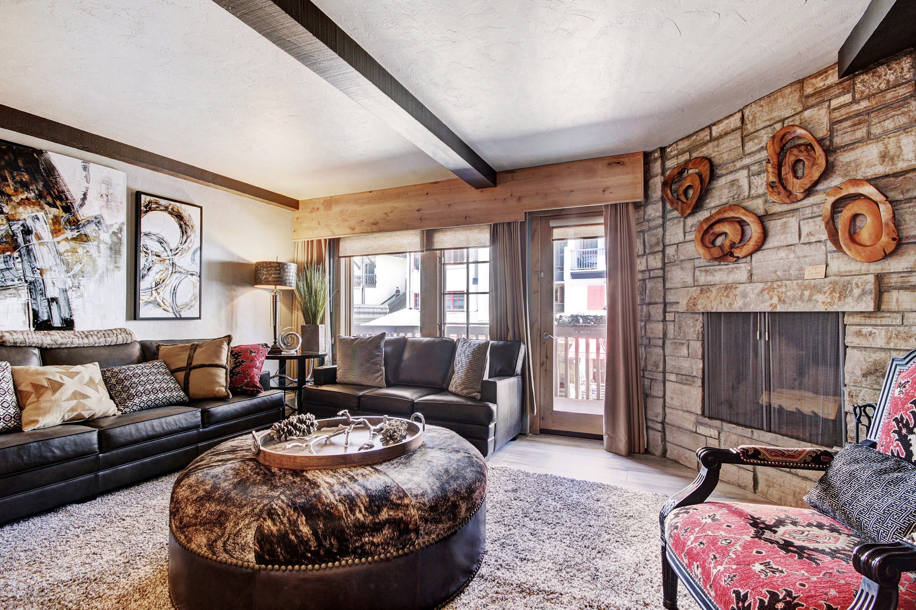 TV, fireplace, offices