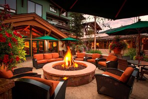 Terrace/patio - Premier Residence + Fireplace & Balcony (Vail)