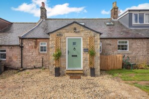 Exterior - 2 Bed in Chathill (oc-d32671) (Ellingham)