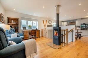 Interior - 3 Bed in Mevagissey (oc-vaview) (Mevagissey)