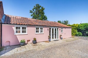 Exterior - 1 Bed in Lowestoft (oc-w32646) (Lowestoft)