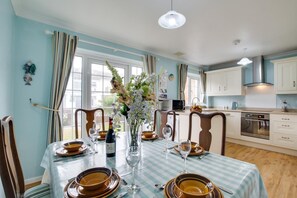Dining - 3 Bed in Portreath (oc-pc054) (Portreath)