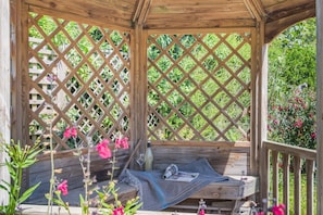 Property grounds - 3 Bed in Cley (oc-t32433) (Cley next the Sea)