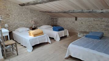 5 Schlafzimmer, Bügeleisen/Bügelbrett, WLAN, Bettwäsche