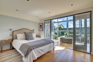 3 Schlafzimmer, Bügeleisen/Bügelbrett, kostenloses WLAN, Bettwäsche