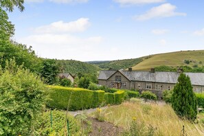 Exterior - 3 Bed in Cressbrook (oc-b32600) (Cressbrook)