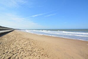 Beach - 6 Bed in Bacton (oc-2187) (Bacton)
