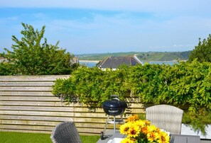 Terrace/patio - 3 Bed in Padstow (oc-p00504) (Padstow)