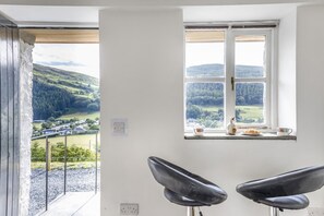Interior - 1 Bed in Abergynolwyn (oc-p32345) (Abergynolwyn)