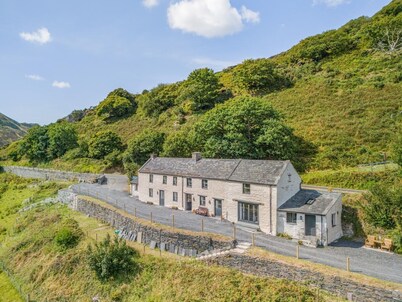 1 Bed in Abergynolwyn (oc-p32345)