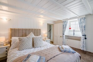 Free WiFi, bed sheets - 4 Bed in Lower Largo (oc-b32623) (Lundin Links)