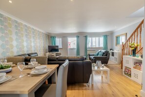 Interior - 3 Bed in Freshwater East (oc-t32686) (Stackpole)