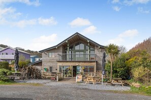Exterior - 3 Bed in Freshwater East (oc-t32686) (Stackpole)
