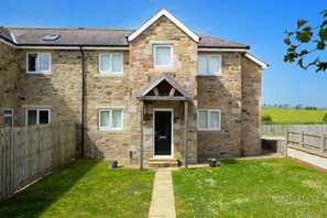 Exterior - 3 Bed in Stamford (oc-gd1933) (Stamford)