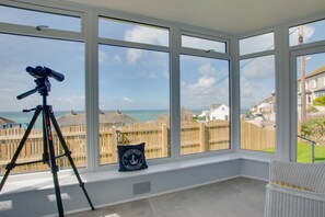 Interior - 3 Bed in Porthleven (oc-p00877) (Porthleven)