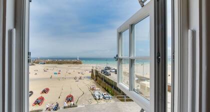 2 Bed in St Ives (oc-pc055a)