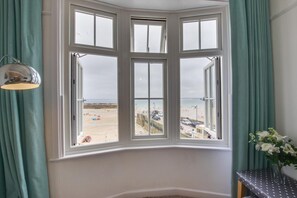 Interior - 2 Bed in St Ives (oc-pc055a) (St Ives)