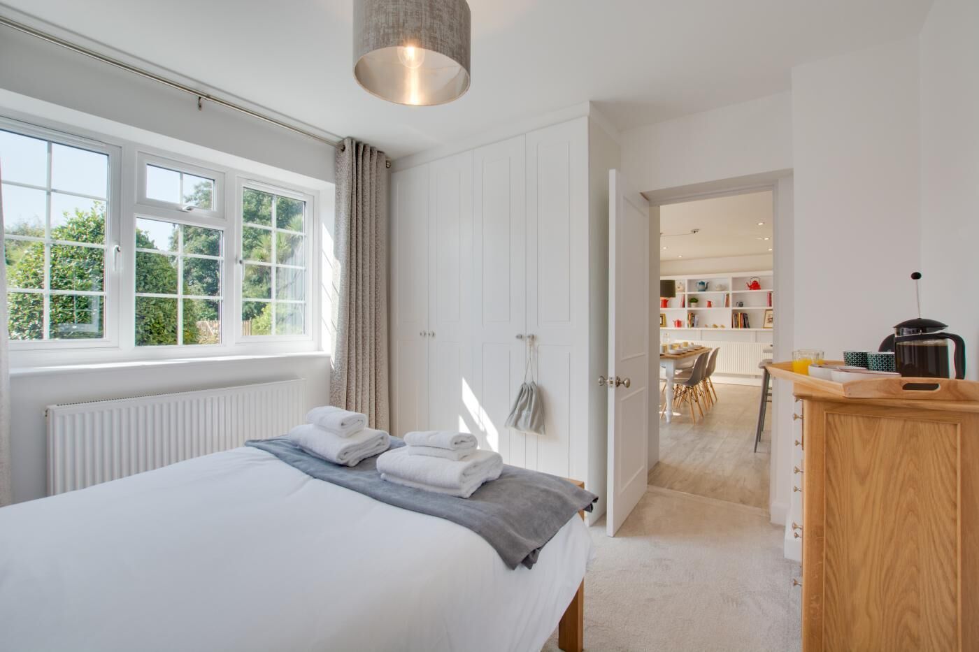 Iron/ironing board, travel crib, free WiFi, bed sheets