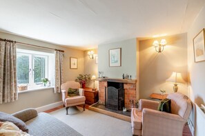 Interior - 2 Bed in Bowood (oc-g32719) (Bowood)