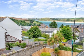 Property grounds - 3 Bed in Padstow (oc-p00329) (Padstow)