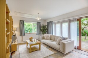 TV - 1 Bed in Llangollen (oc-s32714) (Llangollen)