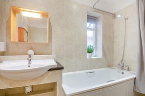 Towels - 1 Bed in Llangollen (oc-s32714) (Llangollen)
