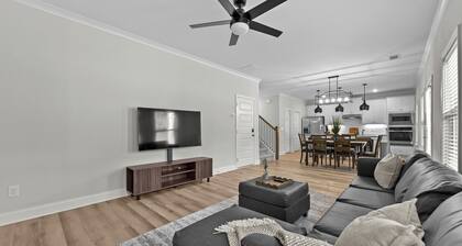 The kickback lounge