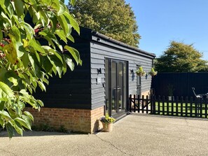 Terrace/patio - 2 Bed in Fressingfield (oc-j32677) (Fressingfield)