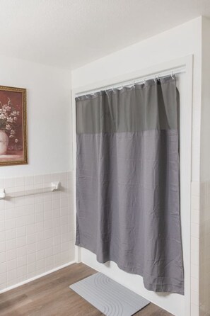 Bathroom - Cozy Home on Lake Winnebago with personal beach. (Fond du Lac)