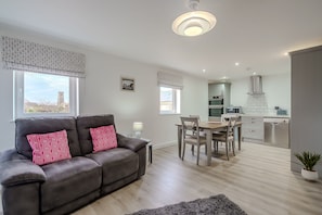 Smart TV - Rothwill House | Winterton Cottages (Winterton-on-Sea)