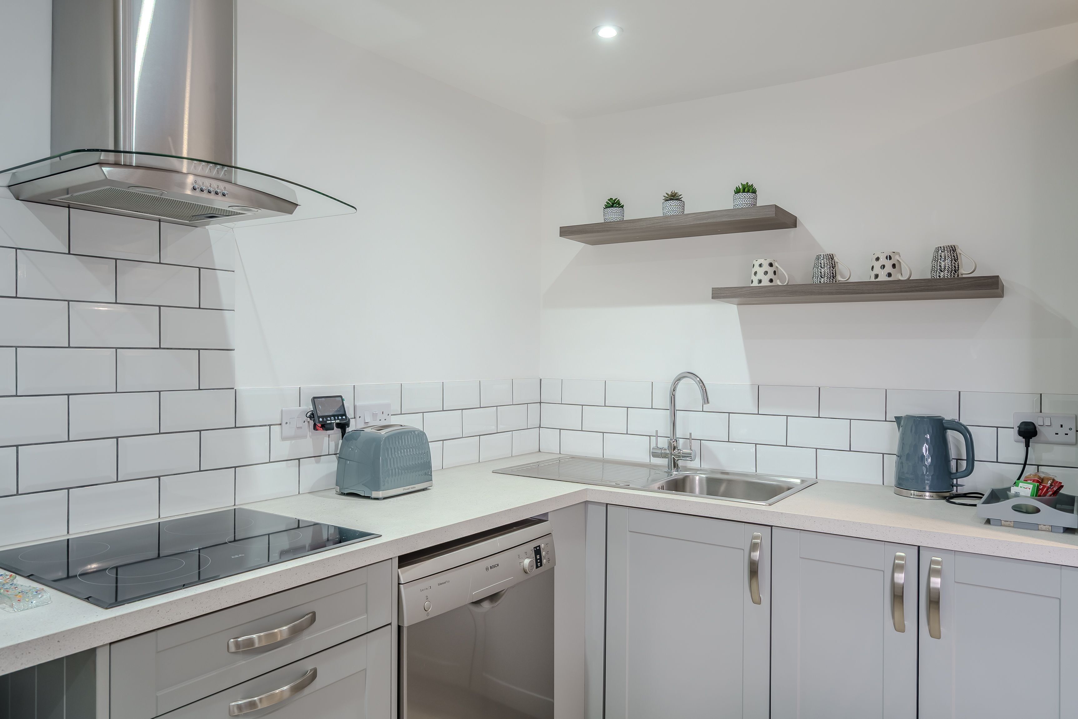 Fridge, microwave, oven, dishwasher